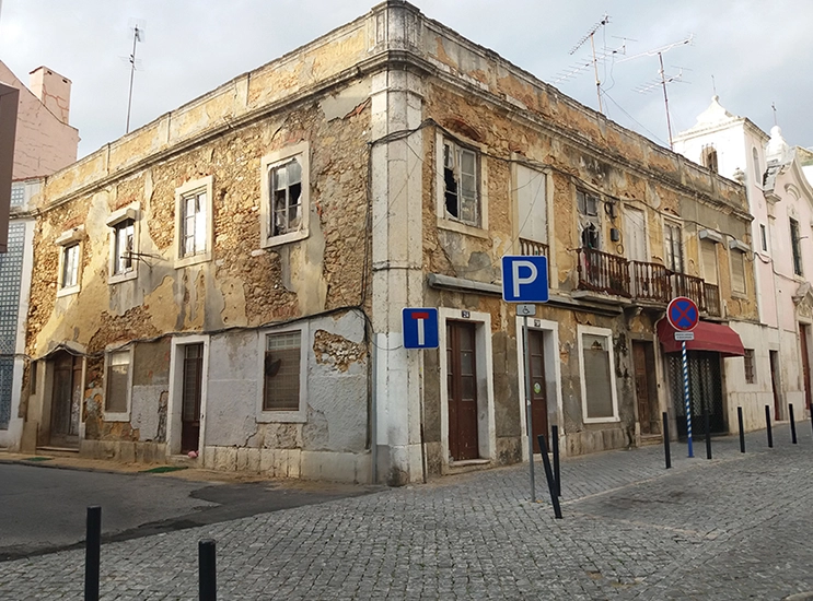 Exterior Building Façade