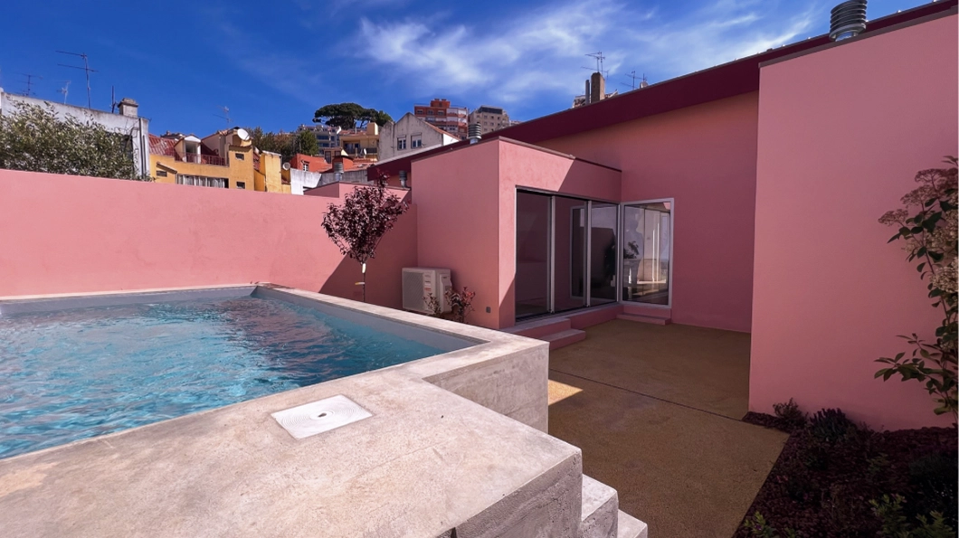 Exterior Outdoor Private Swimming Pool